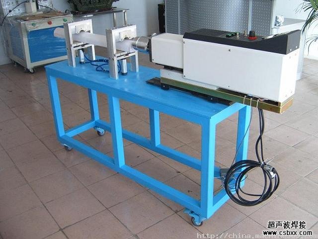 超聲波led護(hù)欄管焊接機(jī)