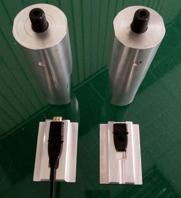 USB插接頭超聲波焊接機(jī)